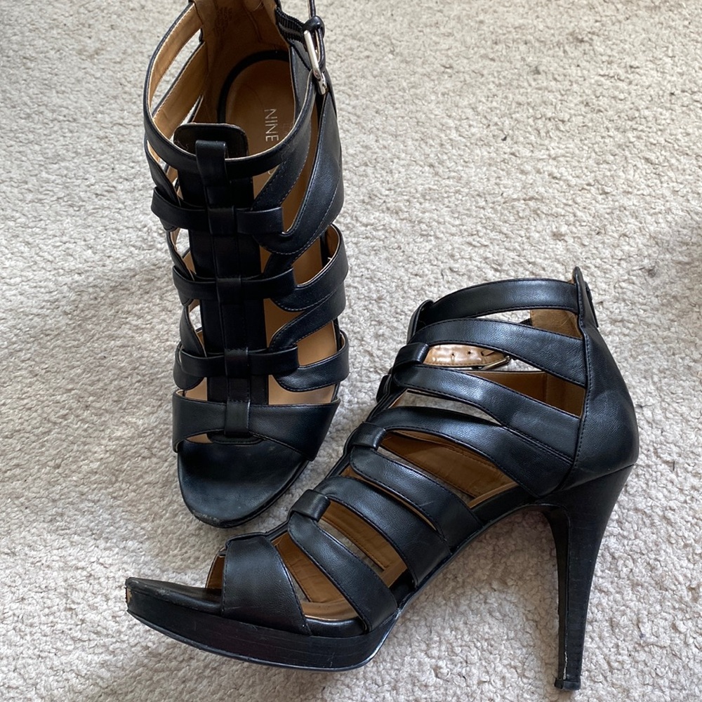 Nine West black leather 4” stilettos